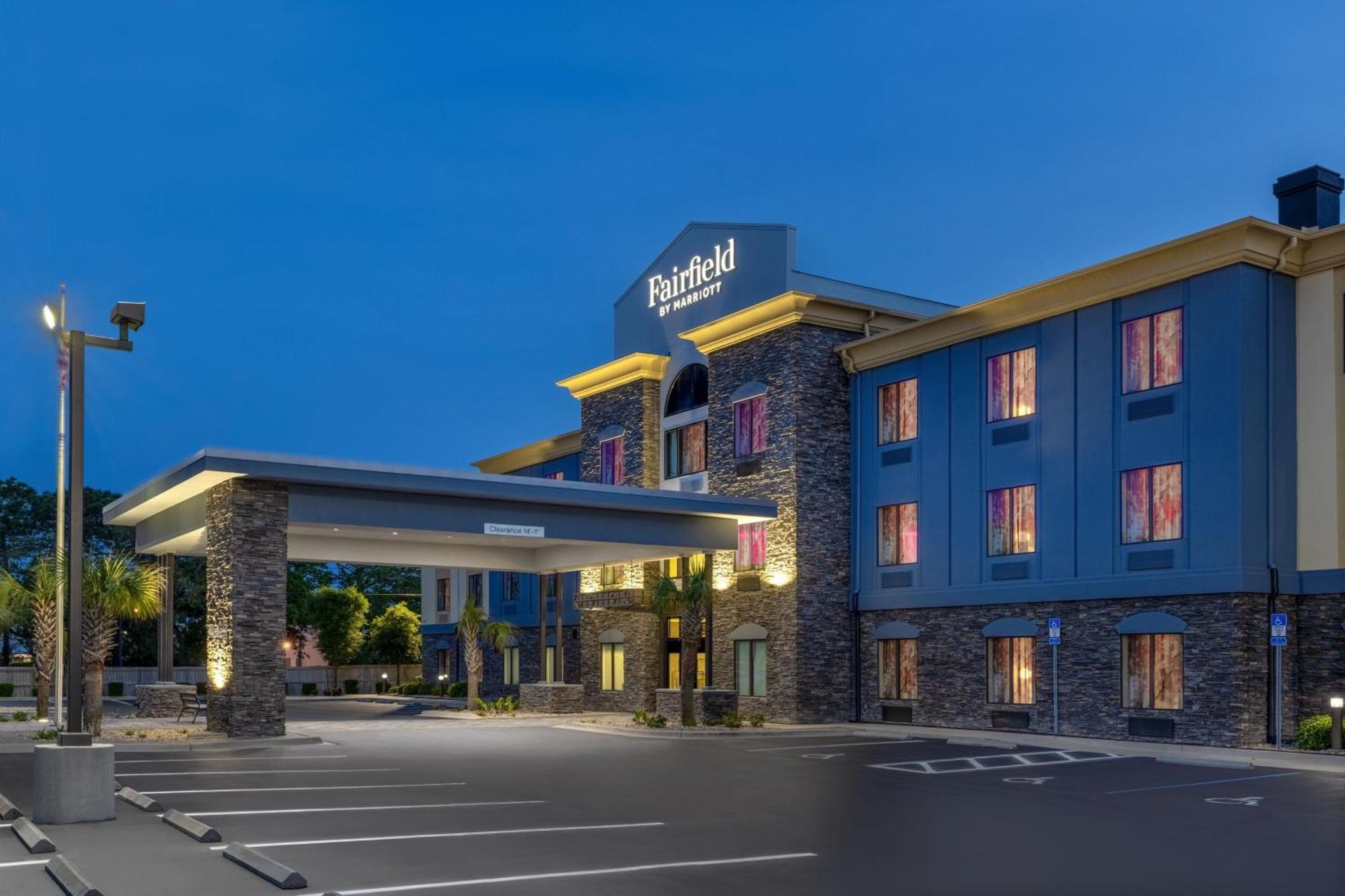 Fairfield Inn & Suites By Marriott Fort Walton Beach Hurlburt Area Exterior foto
